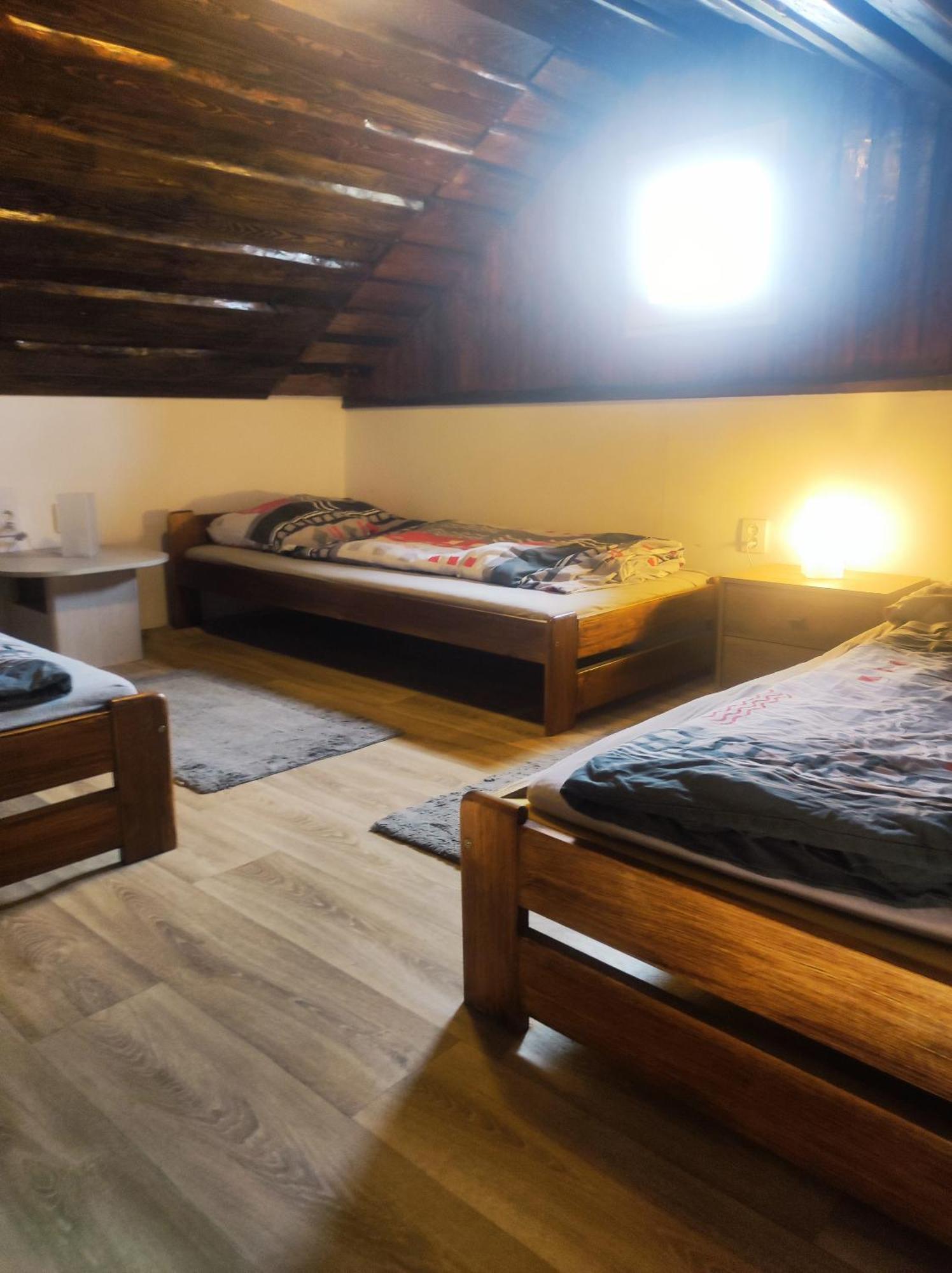 Ubytovani V Klimatizovanych Chatickach Stit Chlumec nad Cidlinou Εξωτερικό φωτογραφία